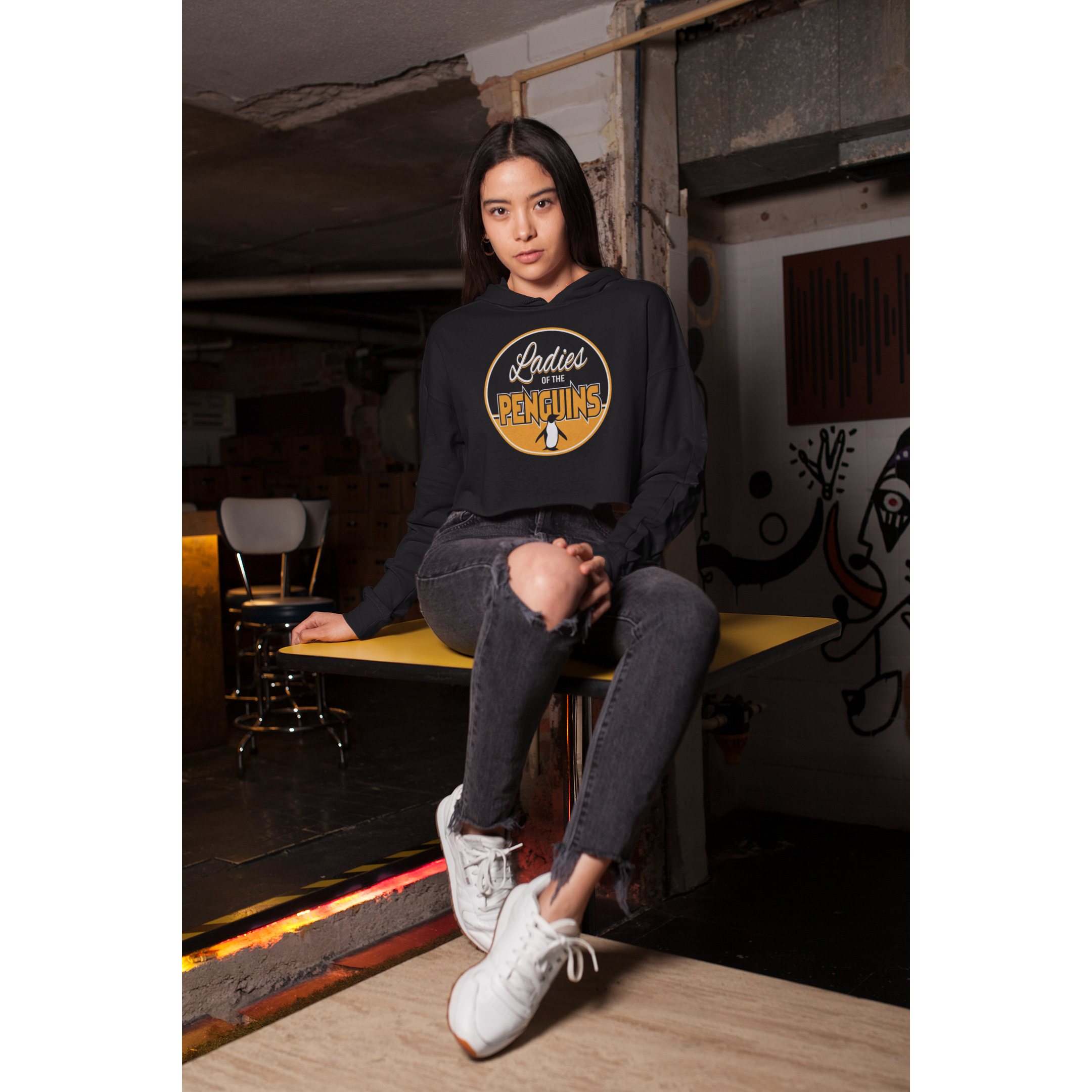 Women's 2024 penguins sweatshirt